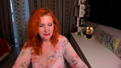 Snapshot of fire_foxone chatting on 09/13/25, 02:50 FireFox online show from 09/13/25, 02:50