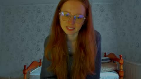 fire_luna online show from 04/27/26, 12:36