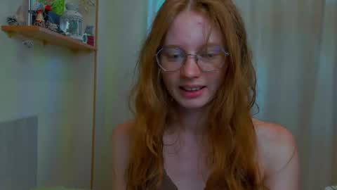 fire_luna online show from 06/17/26, 07:55