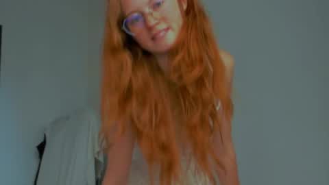 fire_luna online show from 07/16/26, 01:39