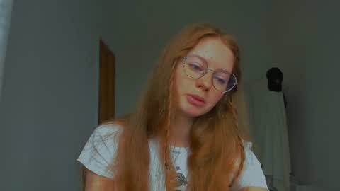 fire_luna online show from 07/29/26, 09:18
