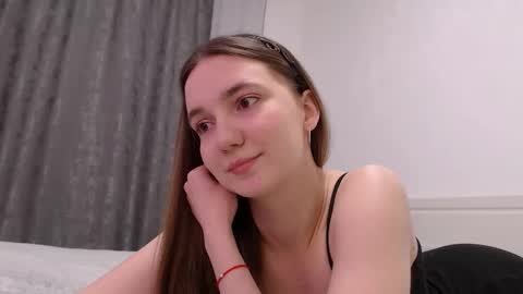 Snapshot of fireflies_fly_ chatting on 01/06/26, 06:33 fireflies_fly_ online show from 01/06/26, 06:33