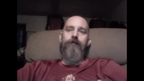 Snapshot of fireprince1977 chatting on 11/04/25, 11:26 Brad online show from 11/04/25, 11:26