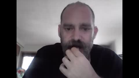 Snapshot of fireprince1977 chatting on 11/17/25, 08:25 Brad online show from 11/17/25, 08:25