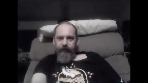 Snapshot of fireprince1977 chatting on 12/18/25, 02:39 Brad online show from 12/18/25, 02:39
