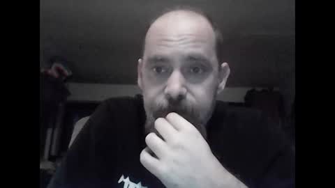 Snapshot of fireprince1977 chatting on 04/05/26, 01:03 Brad online show from 04/05/26, 01:03