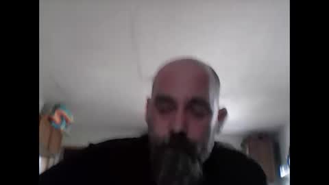 Snapshot of fireprince1977 chatting on 04/14/26, 10:05 Brad online show from 04/14/26, 10:05