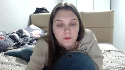 Snapshot of firststarsara chatting on 02/19/25, 07:05 Sara online show from 02/19/25, 07:05