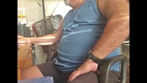 fishism21cb2 online show from 09/23/25, 12:57