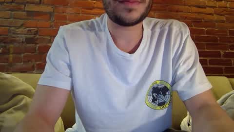 Snapshot of fit__will chatting on 03/06/25, 04:08 fit__will online show from 03/06/25, 04:08