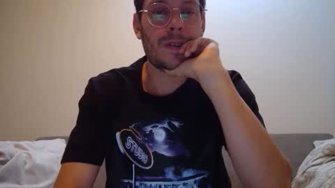 Snapshot of fit__will chatting on 12/15/25, 01:04 fit__will online show from 12/15/25, 01:04