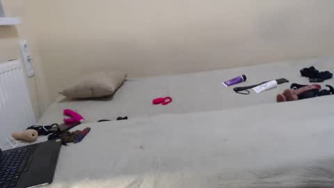 fit kitty18 online show from 02/14/25, 08:15