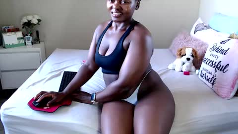fitblair66_ online show from 05/15/26, 12:12