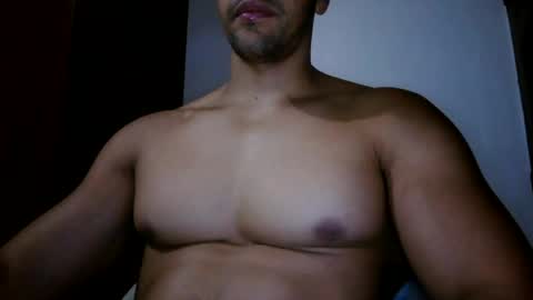 Snapshot of fitchestabs_69 chatting on 07/20/26, 01:42 fitchestabs_69 online show from 07/20/26, 01:42