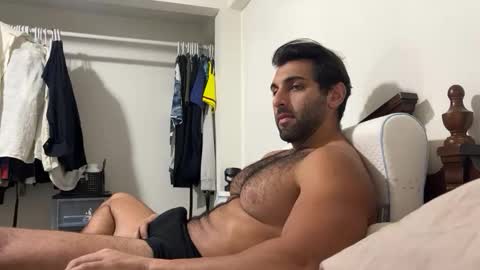 Snapshot of fitcurvyman4fun_69 chatting on 10/24/25, 11:56 fitcurvyman4fun_69 online show from 10/24/25, 11:56