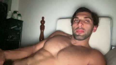fitcurvyman4fun_69 online show from 07/01/26, 04:03