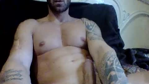Snapshot of fitness1989 chatting on 01/08/25, 01:20 fitness1989 online show from 01/08/25, 01:20