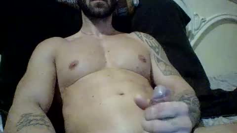Snapshot of fitness1989 chatting on 01/16/25, 09:16 fitness1989 online show from 01/16/25, 09:16