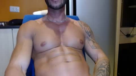 Snapshot of fitness1989 chatting on 11/23/25, 04:51 fitness1989 online show from 11/23/25, 04:51