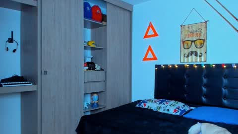 Elias Valencia online show from 01/06/25, 03:53