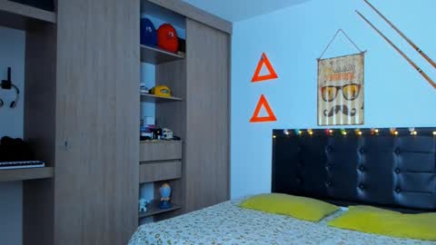 Elias Valencia online show from 01/22/25, 04:44