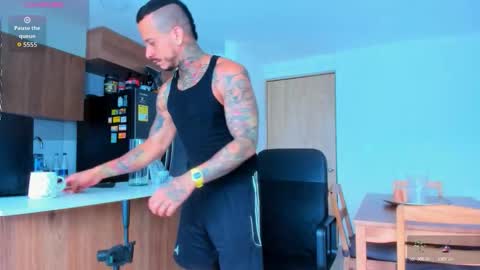 Elias Valencia online show from 10/11/25, 01:42