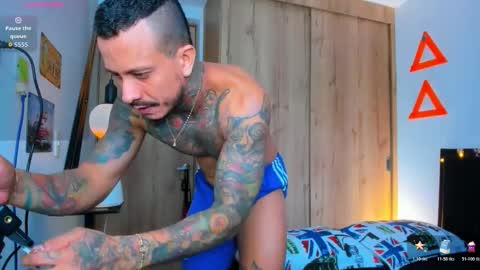 Snapshot of fitnolan chatting on 11/13/25, 10:58 Elias Valencia online show from 11/13/25, 10:58