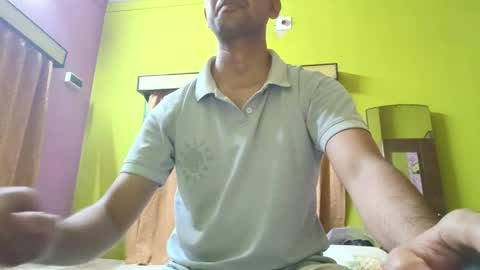 Snapshot of fizz_04_fun chatting on 05/11/26, 02:45 Ur BoyToy online show from 05/11/26, 02:45