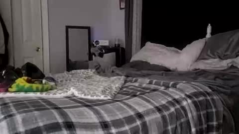 Nate online show from 05/12/26, 06:32