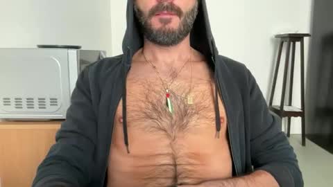 Snapshot of fla85 chatting on 10/09/25, 11:30 Fla is short for Flavio online show from 10/09/25, 11:30