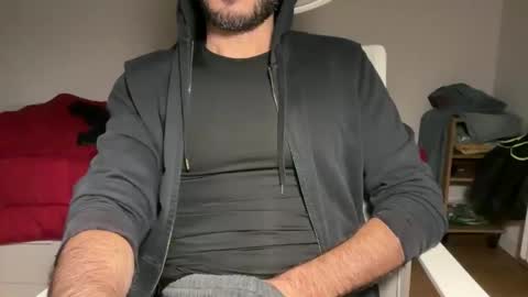 Snapshot of fla85 chatting on 10/20/25, 06:41 Fla is short for Flavio online show from 10/20/25, 06:41