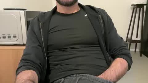 Snapshot of fla85 chatting on 10/22/25, 11:59 Fla is short for Flavio online show from 10/22/25, 11:59