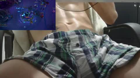 Snapshot of flaco_ville chatting on 10/25/25, 10:04 Flaco online show from 10/25/25, 10:04