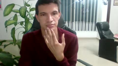 Charles mi new  TWT Flacousa1 online show from 10/13/25, 02:00