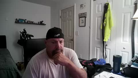 Florida guy online show from 12/11/24, 04:18
