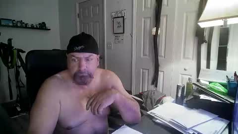 Florida guy online show from 11/29/25, 01:14