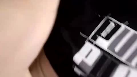 Snapshot of flakoganoso chatting on 01/12/25, 05:33 flakoganoso online show from 01/12/25, 05:33