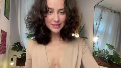 Snapshot of flaming_hotty chatting on 08/01/26, 03:22 Eva online show from 08/01/26, 03:22