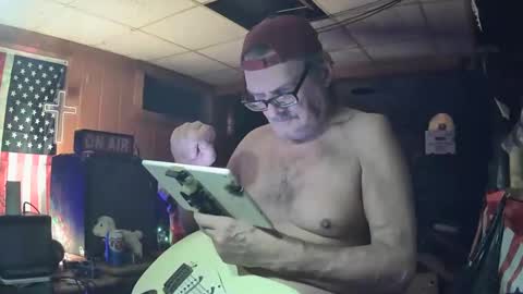 flamingfartguy online show from 12/31/24, 04:27