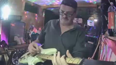 flamingfartguy online show from 09/10/25, 02:17