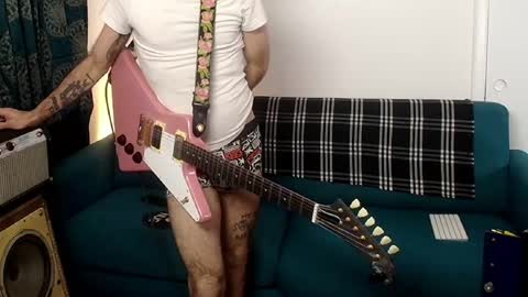 Snapshot of flanneldong chatting on 12/15/25, 08:18 Flannel Dong online show from 12/15/25, 08:18