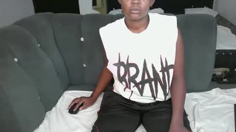 flaquo1 online show from 11/25/25, 09:53