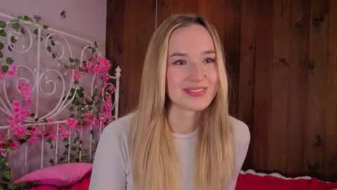 Amina online show from 11/10/25, 01:32