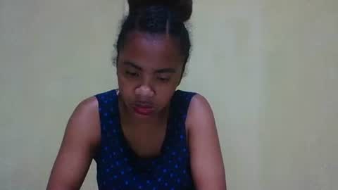 fleurissa online show from 10/23/25, 06:17