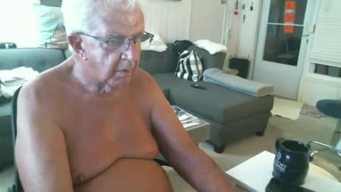 flfunnow online show from 09/26/25, 09:46