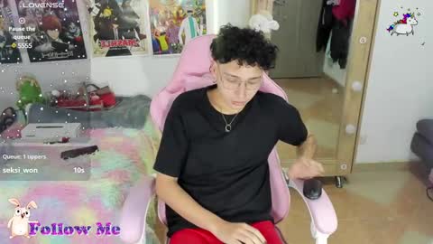 Snapshot of fli_uwu24 chatting on 01/15/25, 05:19 fli_uwu24 online show from 01/15/25, 05:19