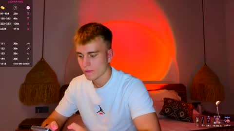 flikyy online show from 07/04/26, 12:00