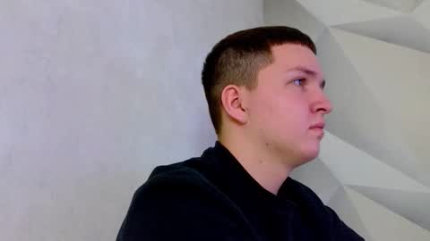 Snapshot of flio_gotem chatting on 12/16/25, 02:49 flio_gotem online show from 12/16/25, 02:49