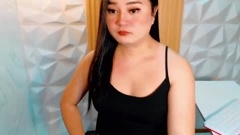 ASHLY online show from 01/14/25, 05:08