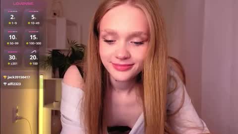 Snapshot of flirtypixy chatting on 09/20/25, 10:11 Polly online show from 09/20/25, 10:11
